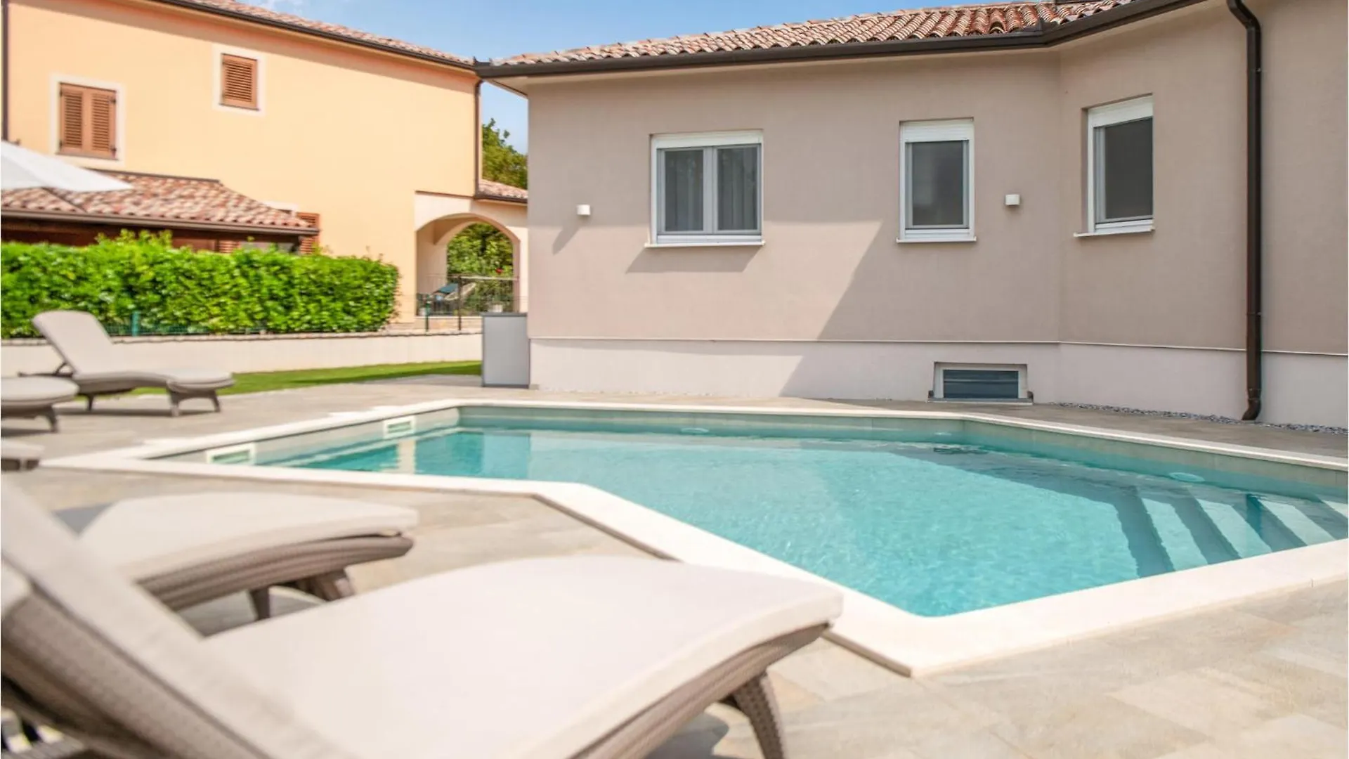 3 Bedroom Nice Home In Labin 0*, لابين